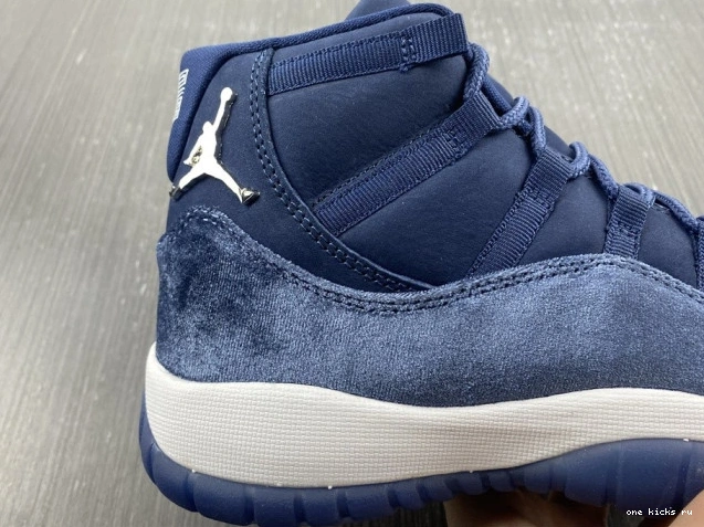 Chep Onekick VELVET AR0715-441 WMNS 11 AIR NAVY JORDAN MIDNIGHT 0819